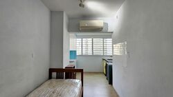 Pine Grove (D21), Condominium #554781011